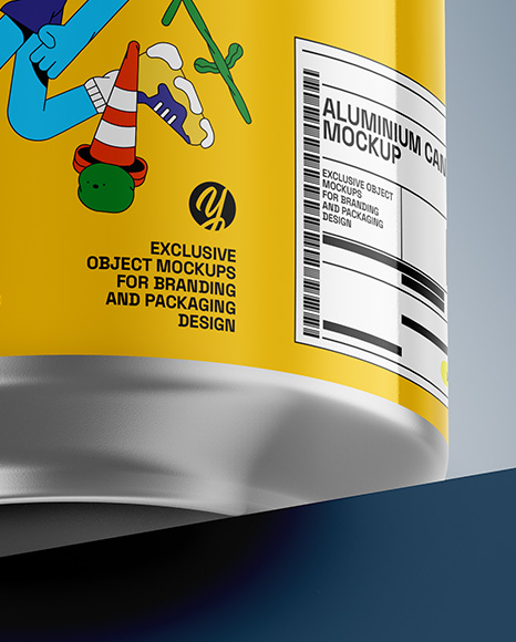 Aluminium Can With Glossy Finish Mockup