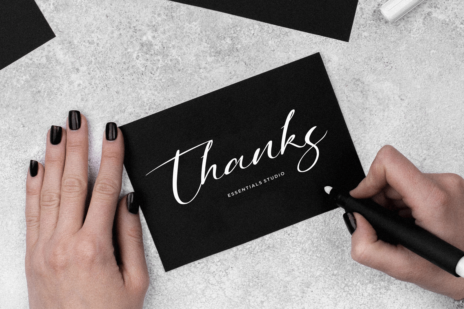 Pemudas Kingdom - Elegant Handwritten Script Font