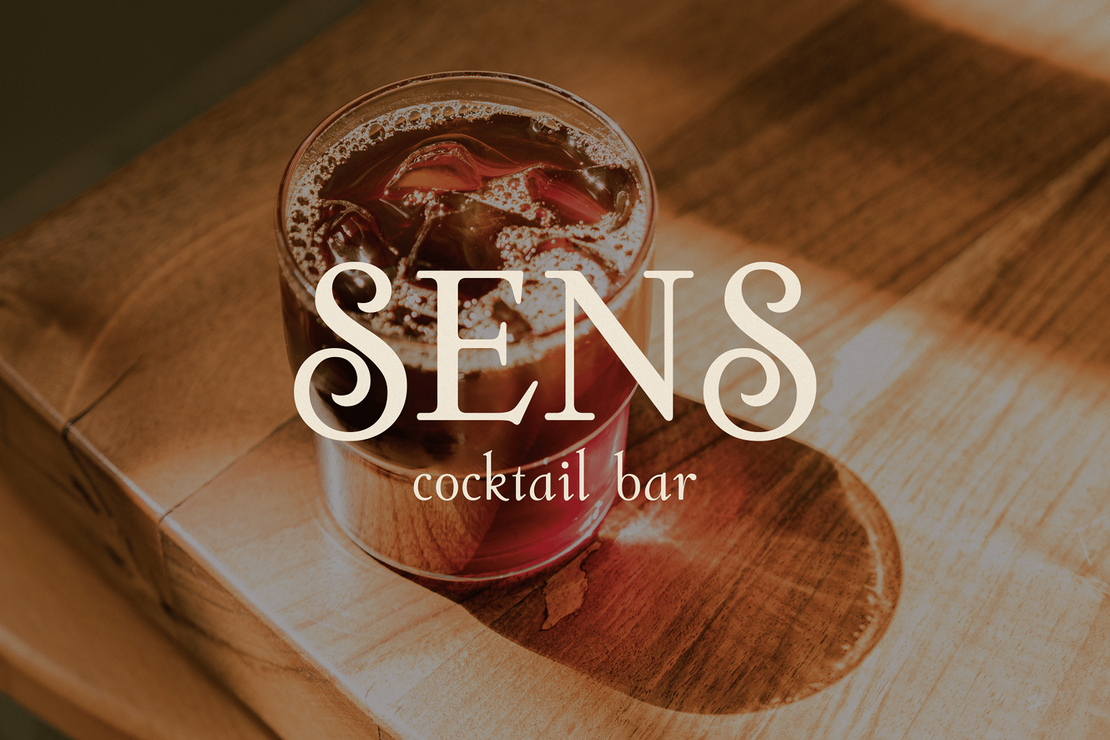 Sapphire Serenity – Elegant Serif Typeface