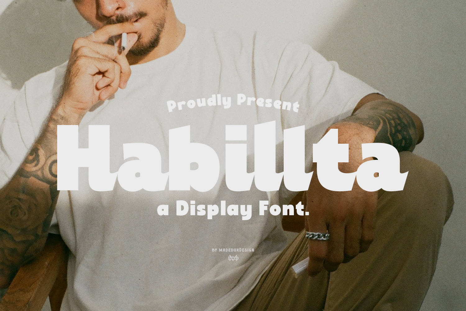 Habillta Display Font