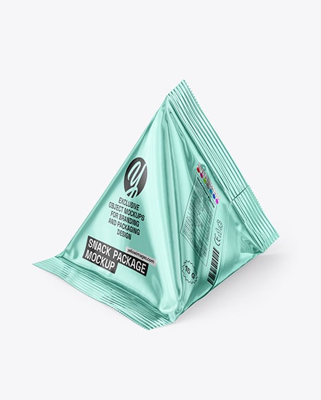 Glossy Metallic Triangular Package Mockup - Metal keychain mockup