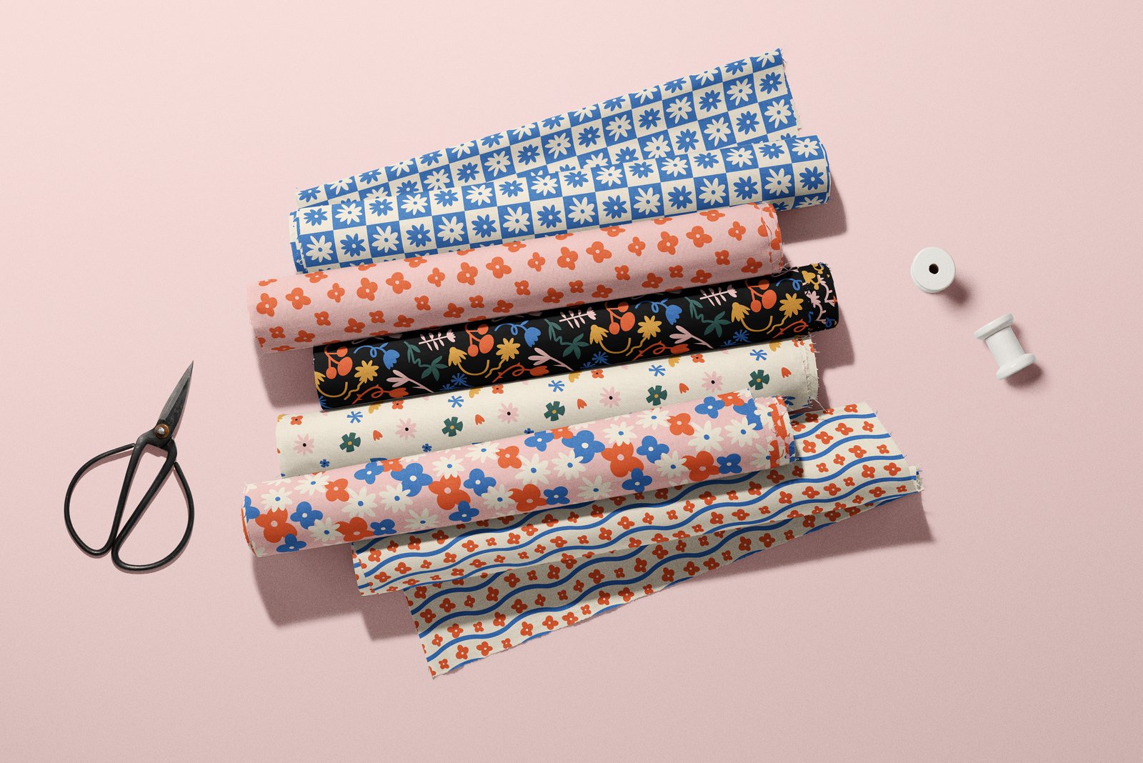 Groovy Flowers. Seamless Patterns