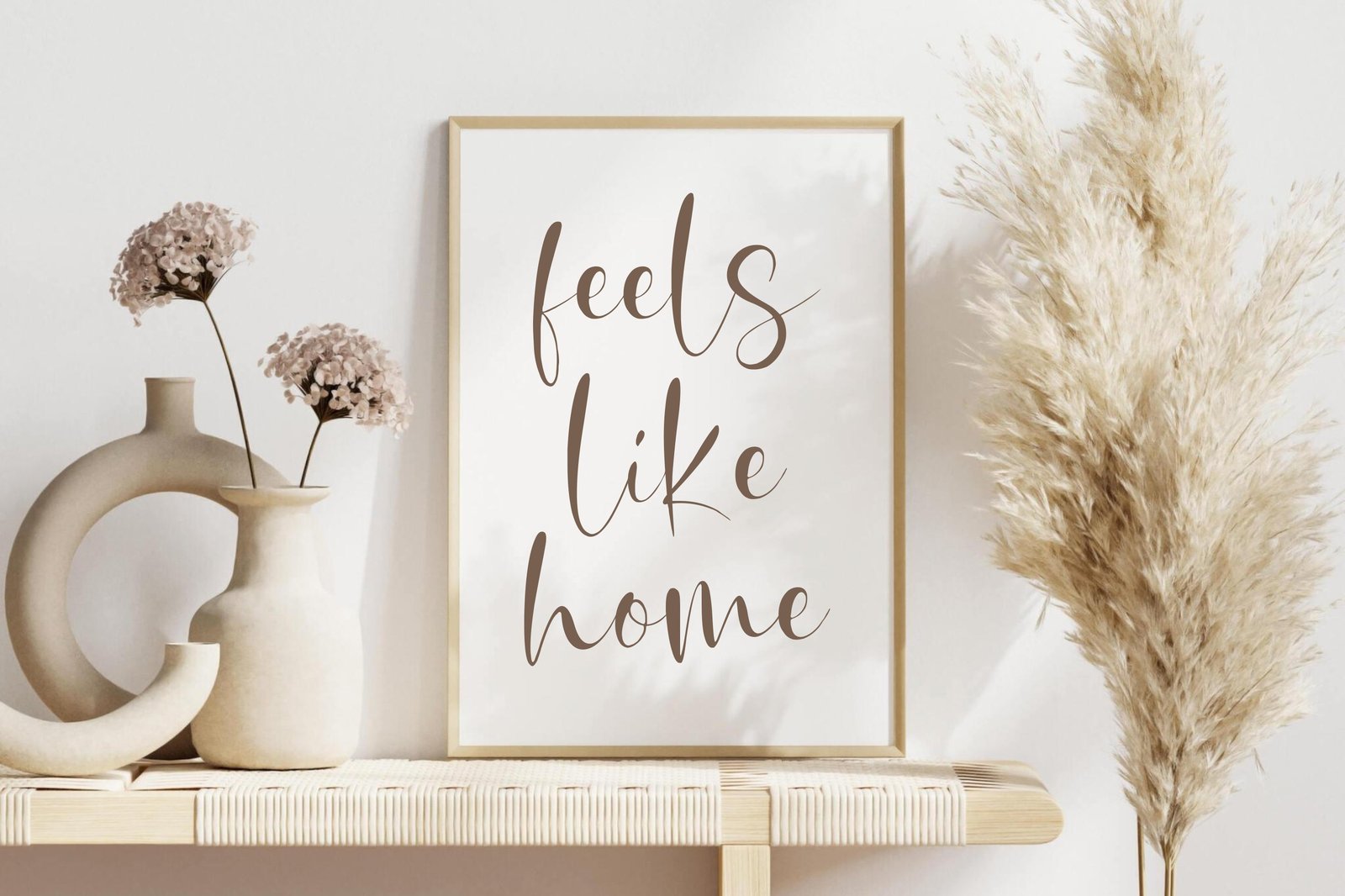 Cristaline - Stylish Handwritten Font