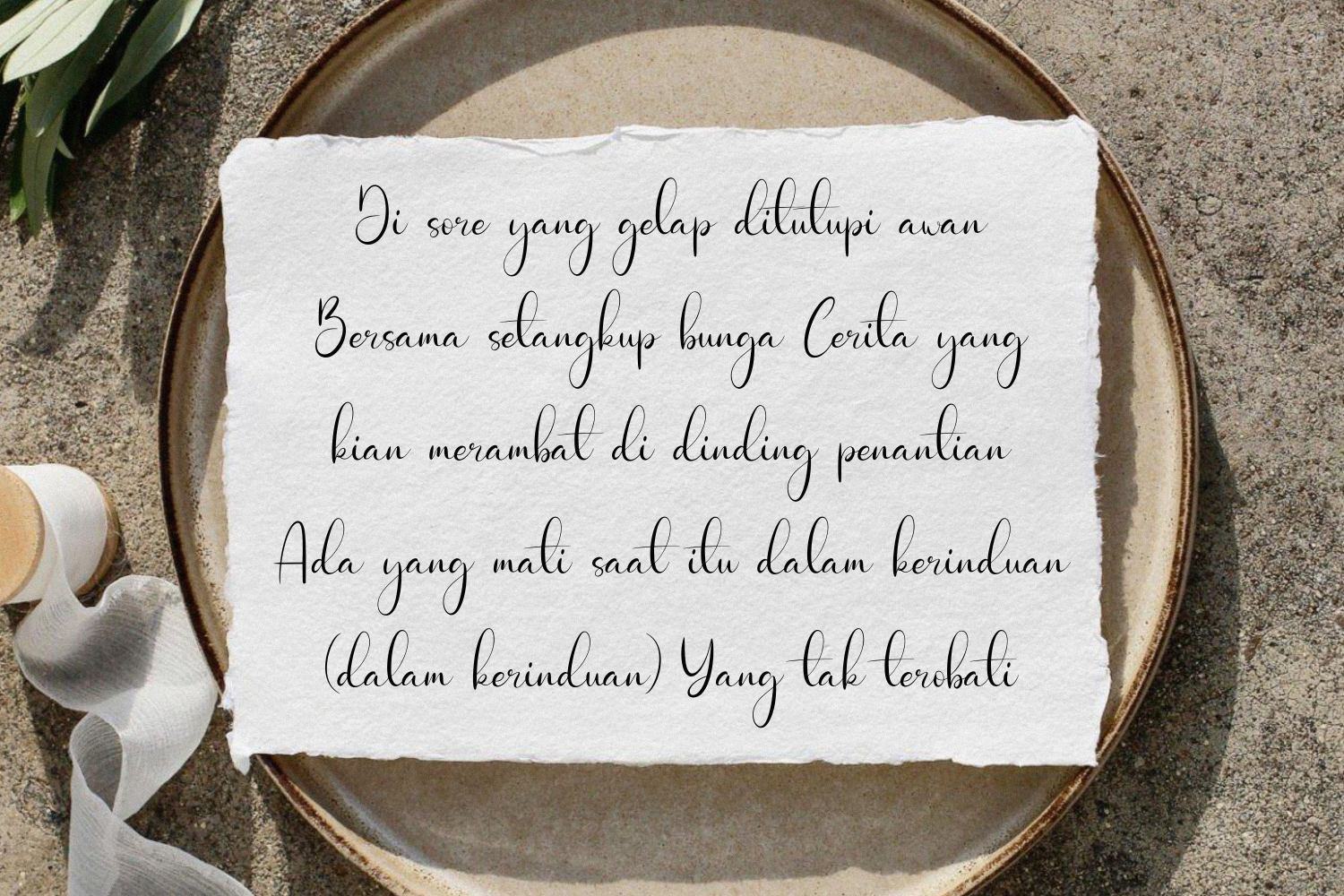 Magnolina - A Script font With Heart Connected and Swash