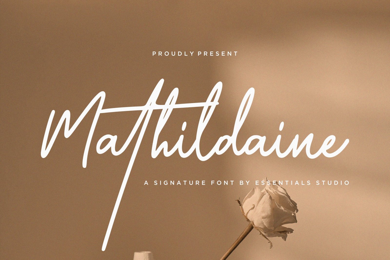 Mathildaine - Luxury Signature Font