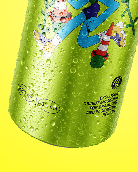 Aluminium Can With Water Drops Mockup