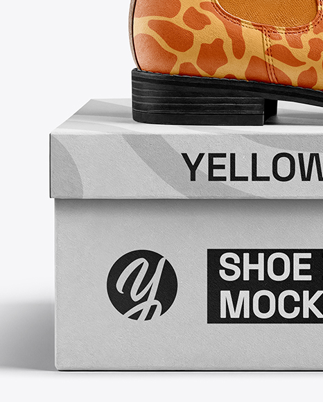 Chelsea Boot with Shoe Box Mockup