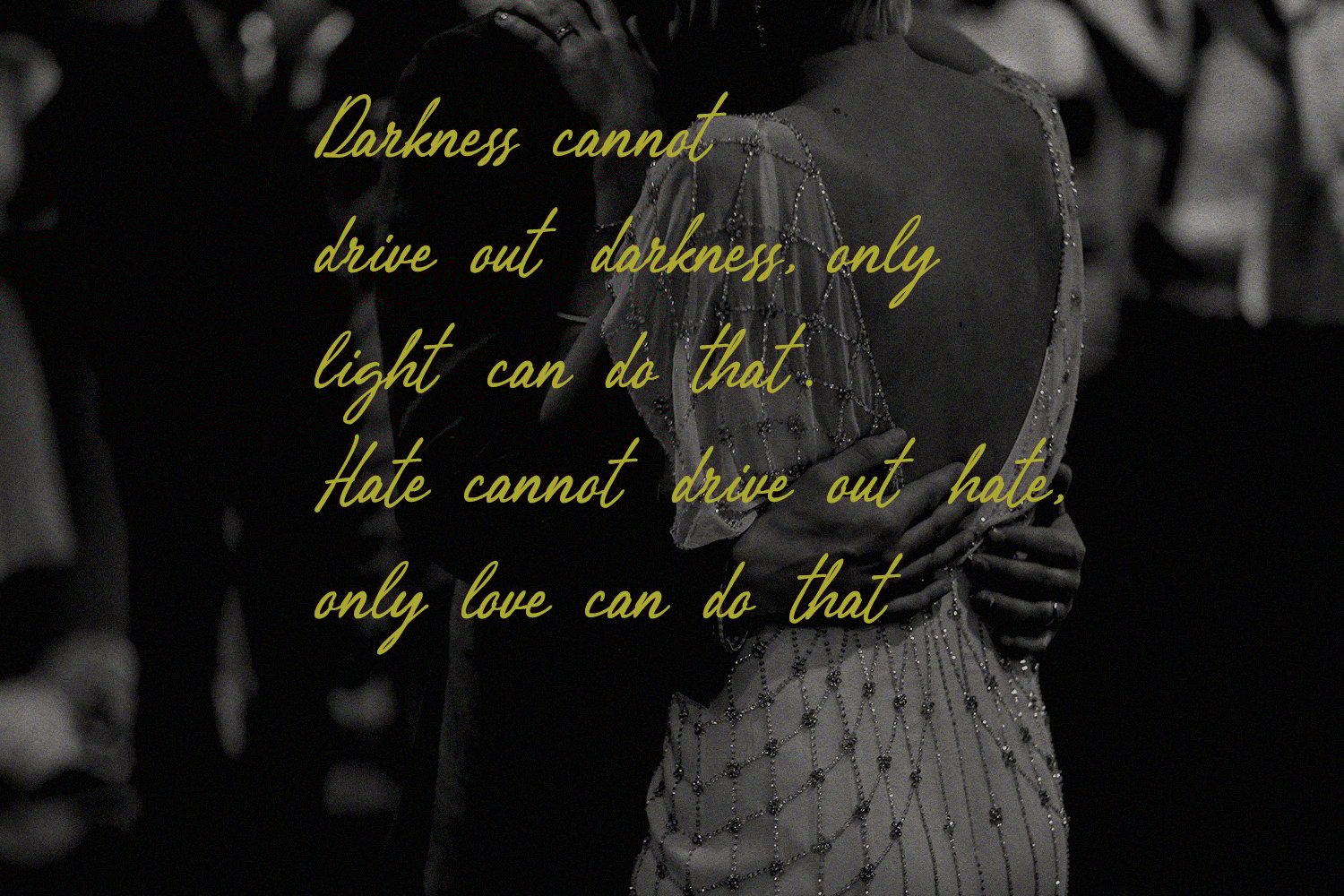 Peftyon Elegant Signature Script Font